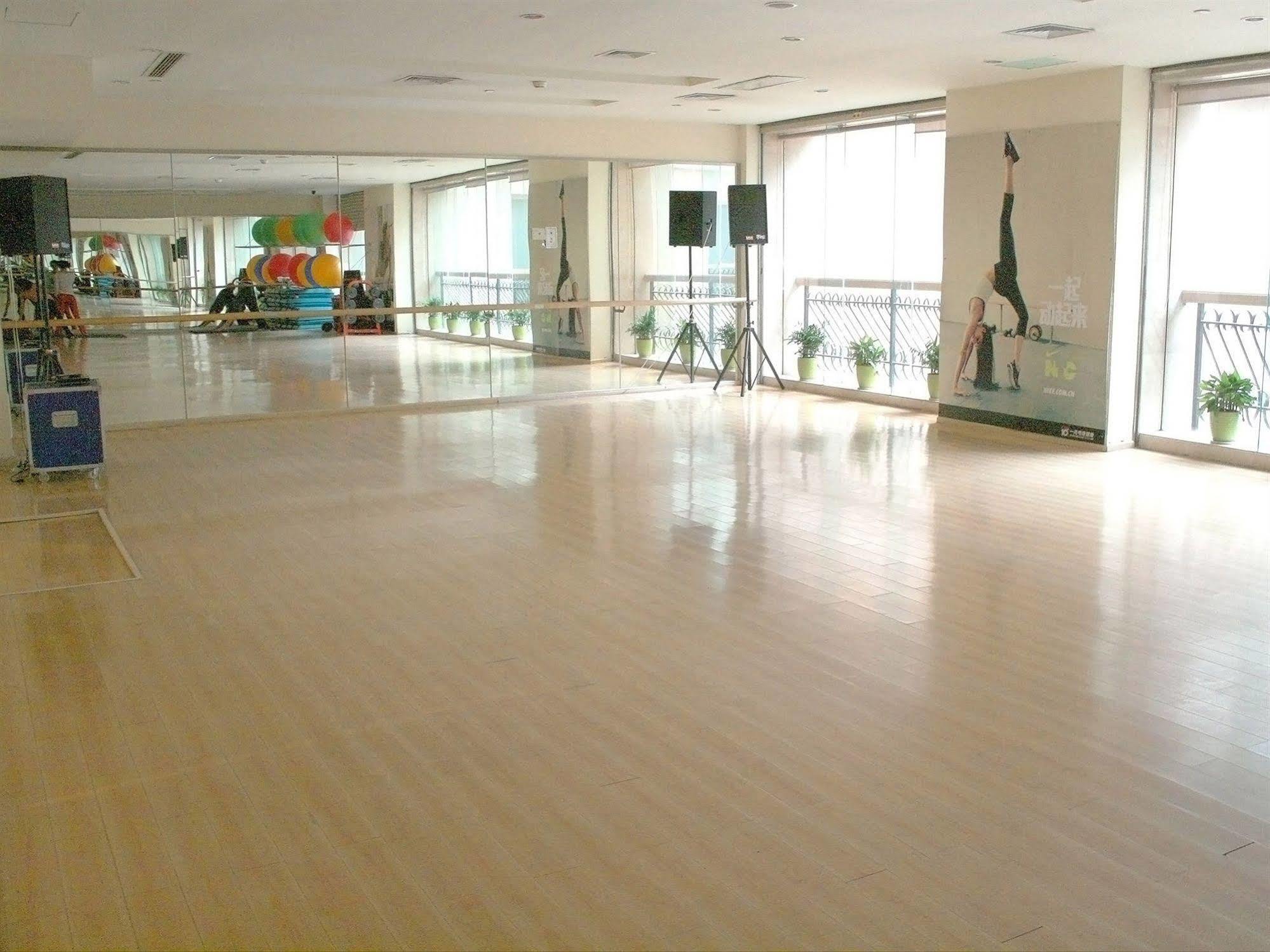 โรงแรมอู่ฮั่น จินเจียง อินเตอร์เนชั่นแนล ภายนอก รูปภาพ